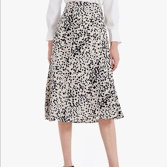 KomKoc Wave Point Mermaid Long Skirt - Picture 2 of 9